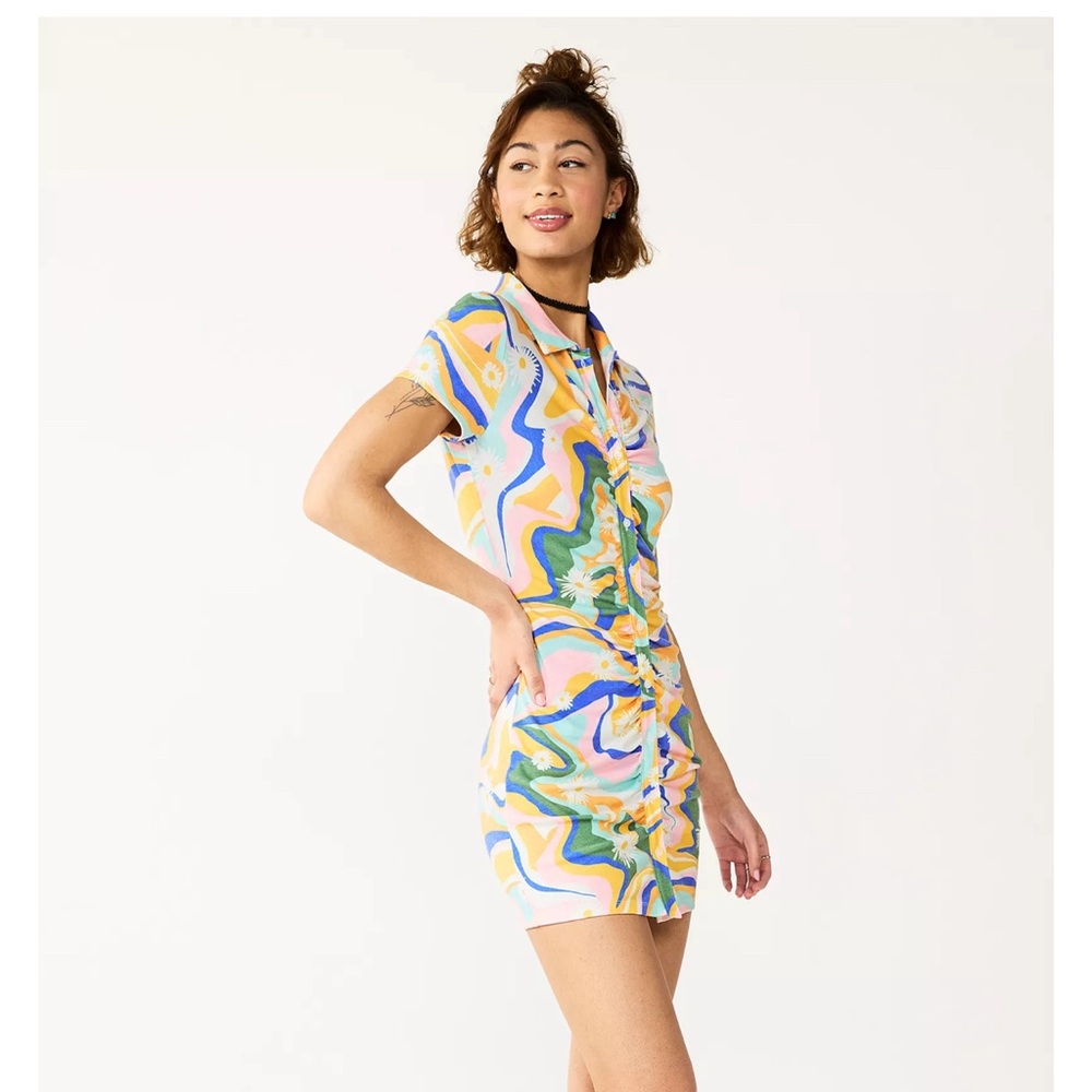 💜 SO Ruched Button Down Bodycon Dress